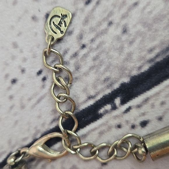 Vintage Chunky Metal Flower Necklace - Picture 5 of 8